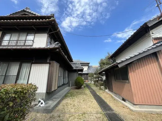 Slide 3