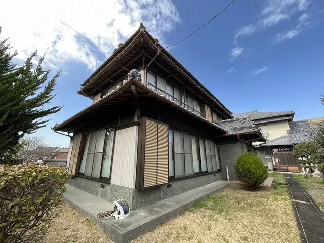 Slide 4