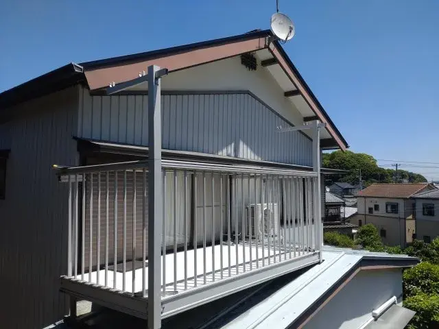Slide 4