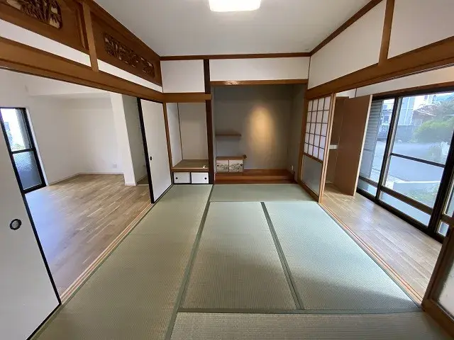 Slide 4