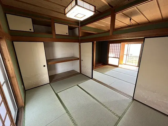 Slide 4