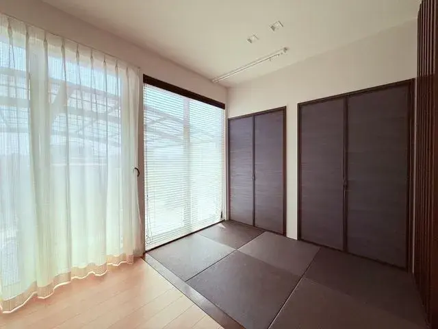 Slide 4
