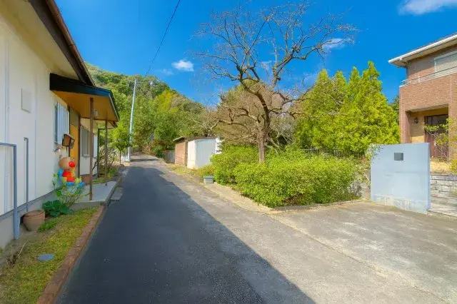 Slide 4