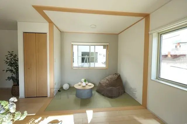 Slide 4