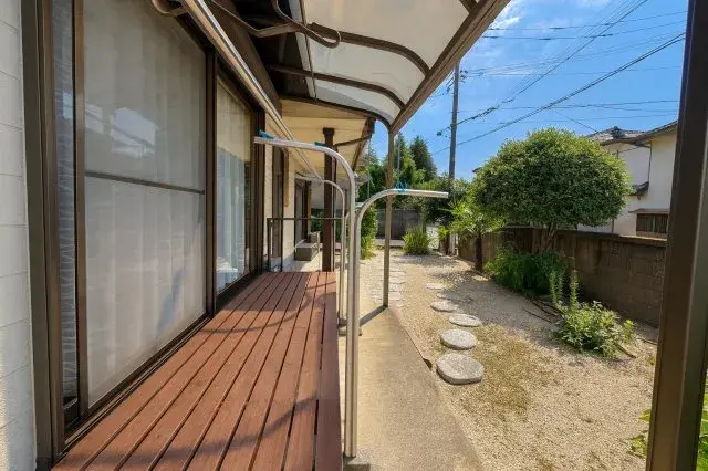 Slide 4