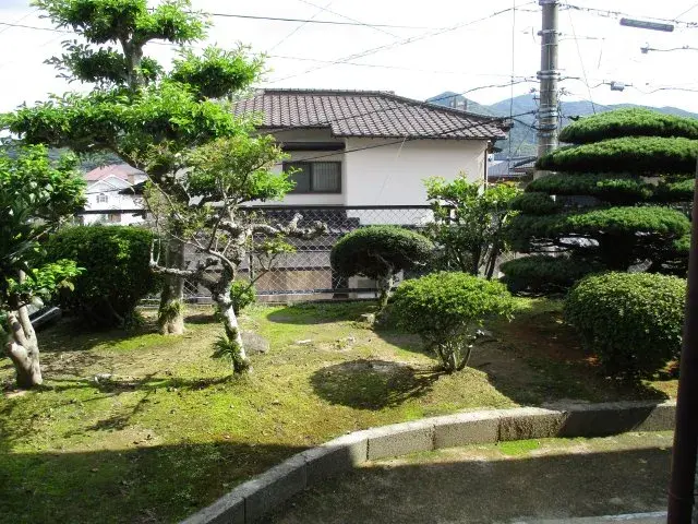 Slide 4