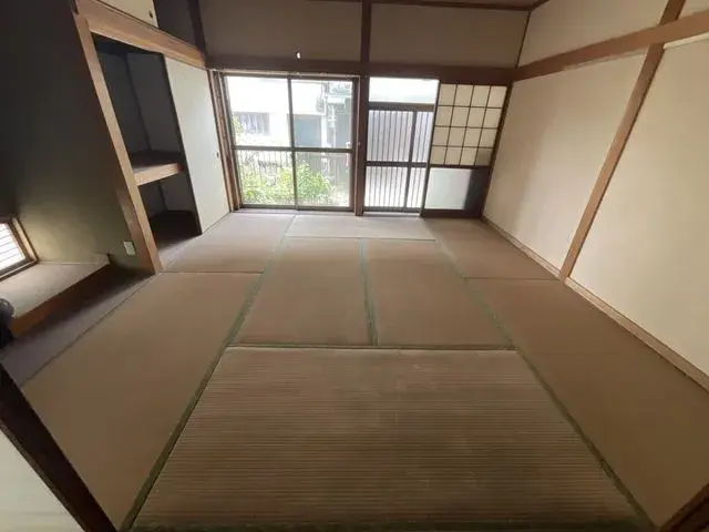 Slide 4
