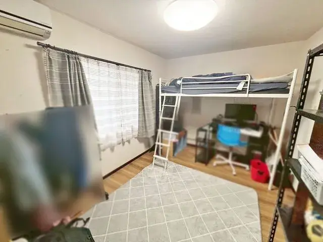 Slide 4