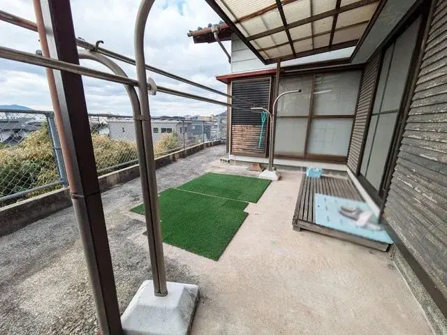 Slide 4