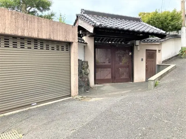 Slide 0