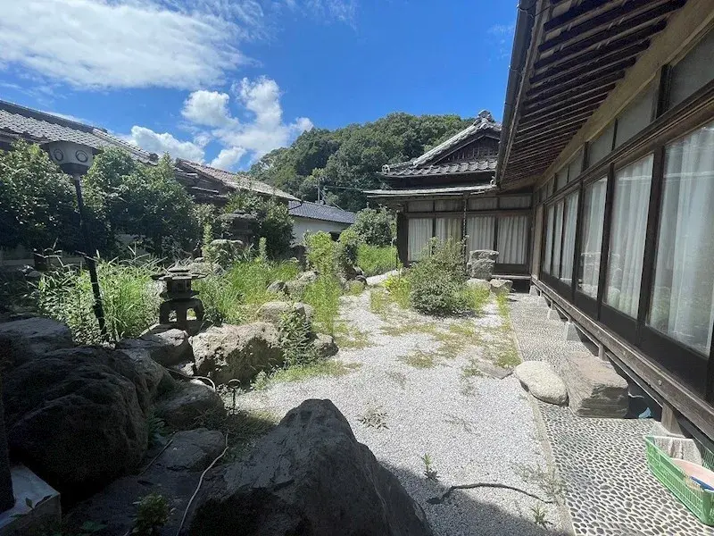 Slide 6
