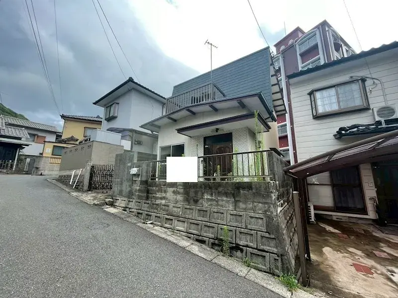 Slide 0