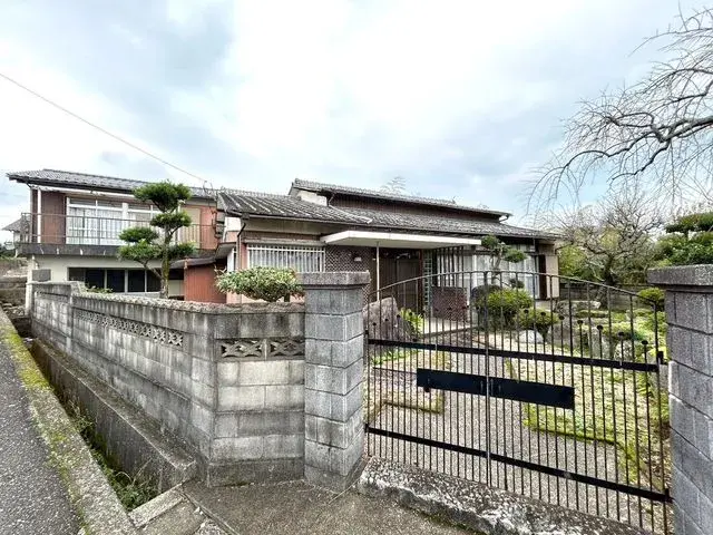 Slide 3