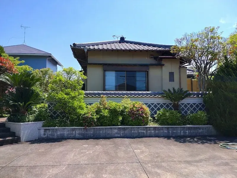 Slide 9