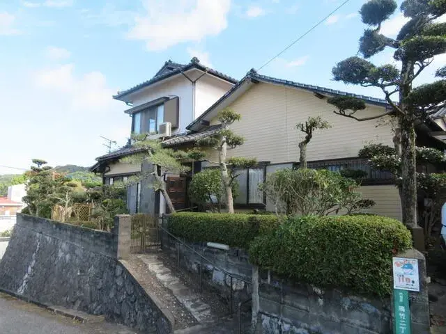 Slide 0