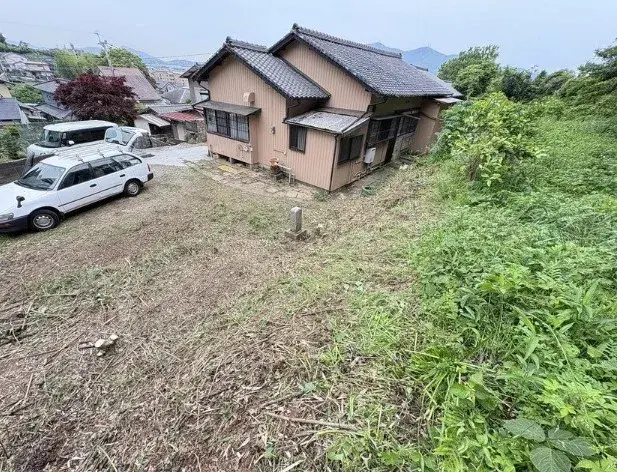 Slide 3
