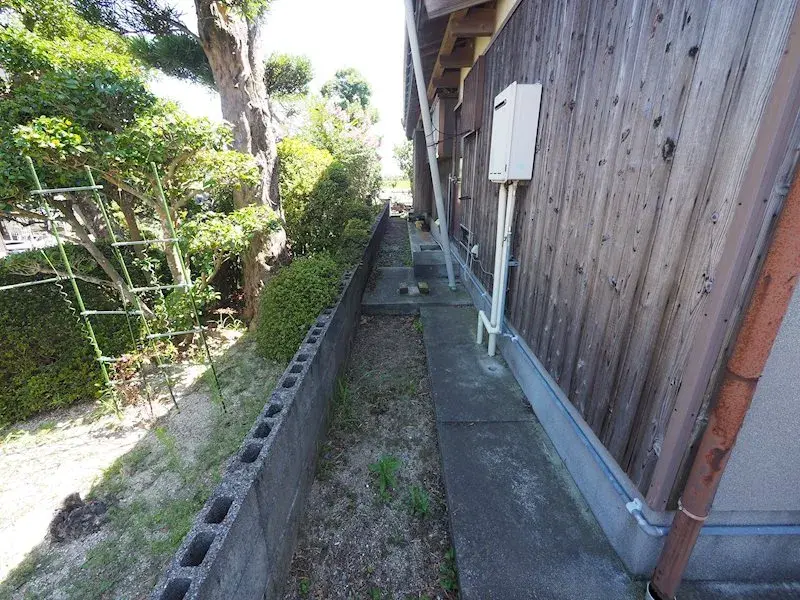 Slide 3