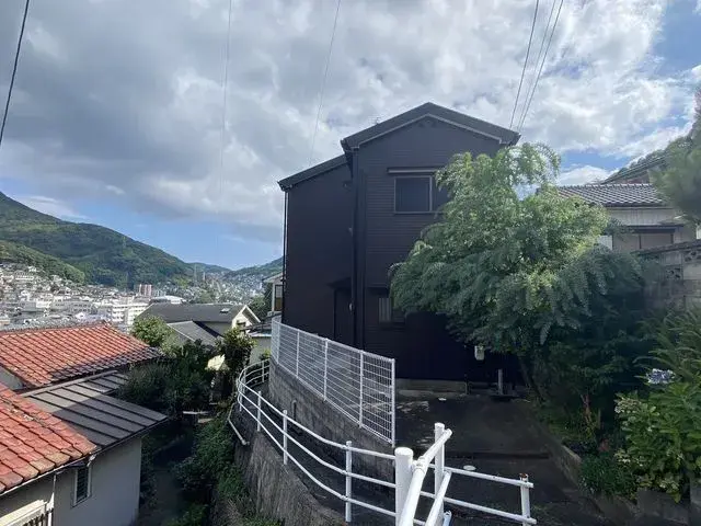 Slide 0