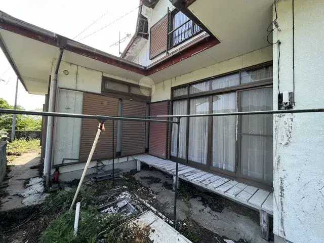 Slide 4