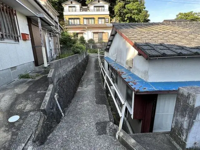 Slide 3