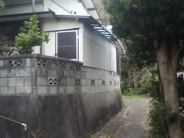 Slide 0