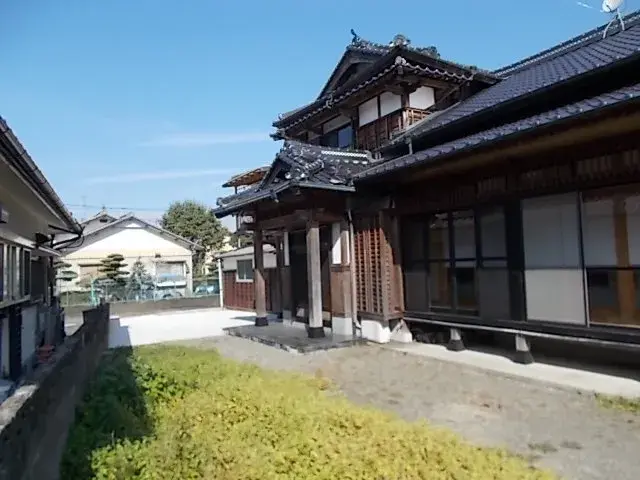 Slide 4