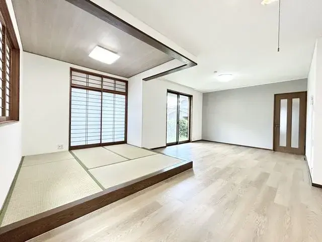 Slide 4