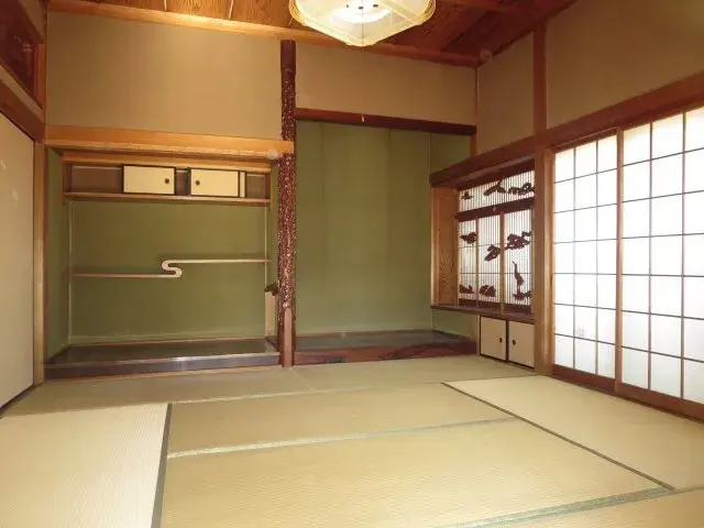 Slide 4