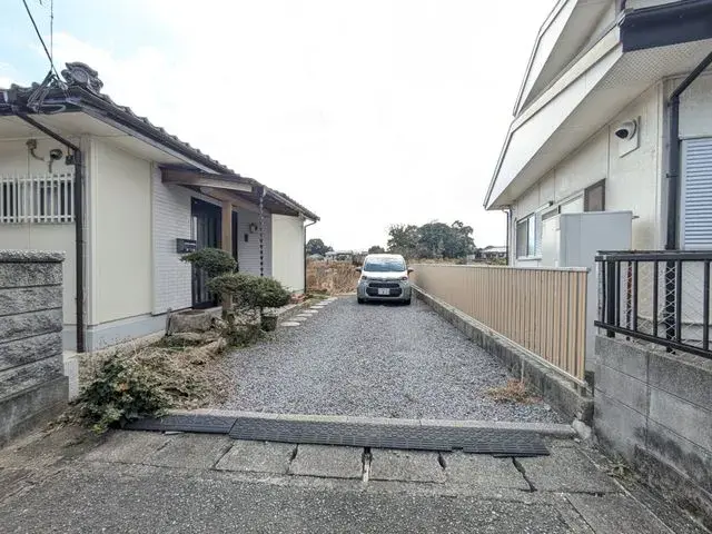 Slide 4