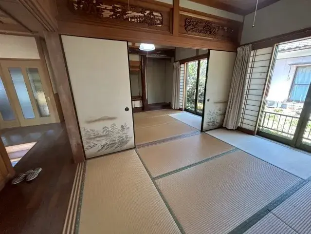 Slide 4