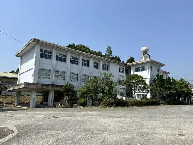 Slide 1