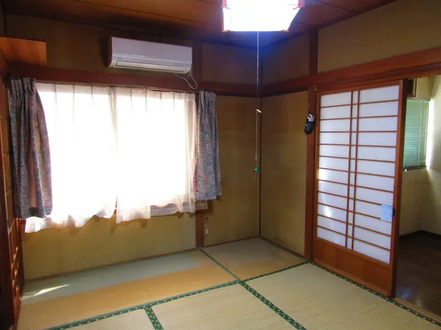 Slide 4