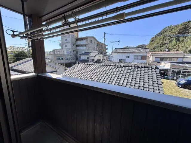 Slide 4