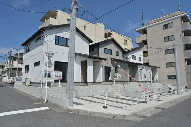 Slide 4