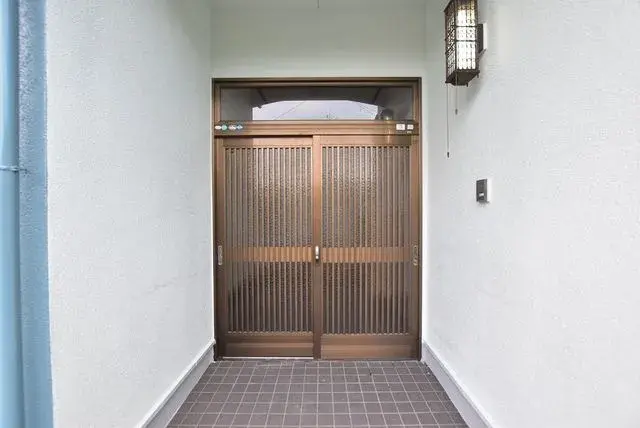 Slide 4