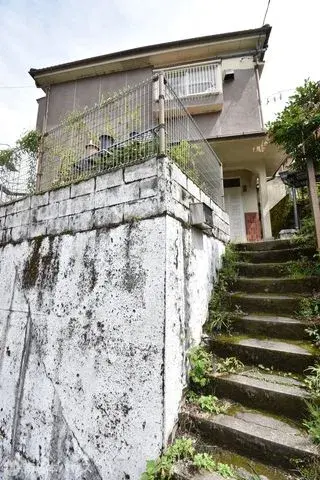 Slide 0