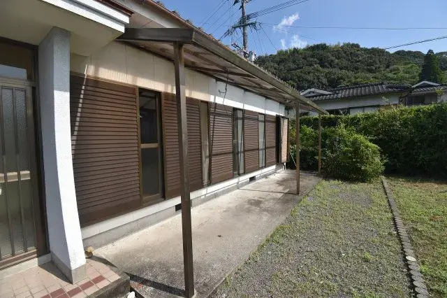 Slide 3