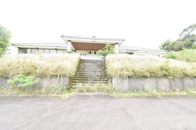 Slide 0