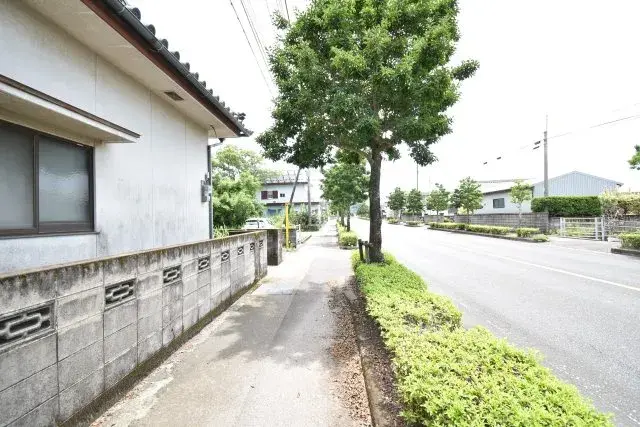 Slide 4