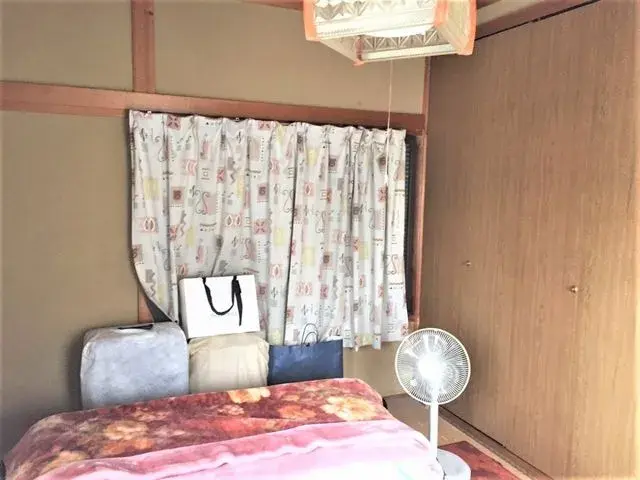 Slide 4