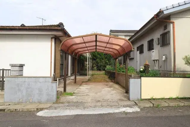 Slide 4