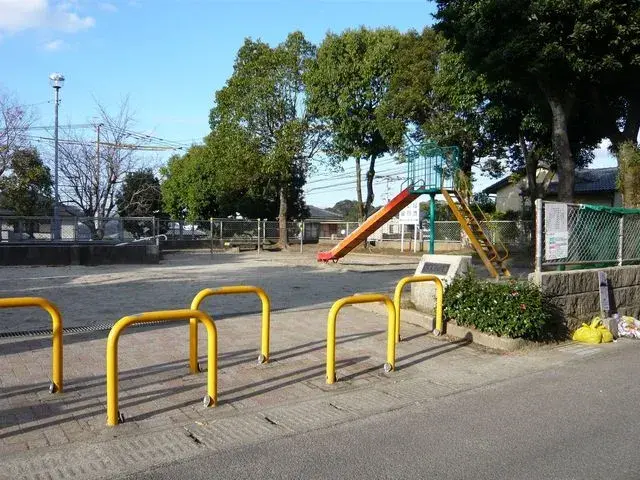 Slide 4