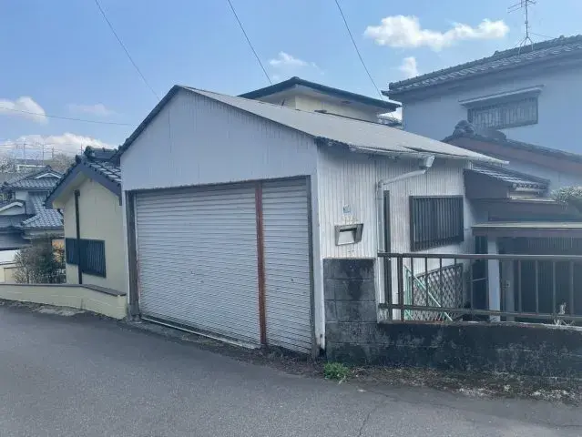 Slide 3