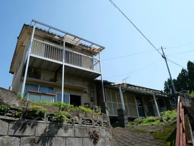 Slide 0