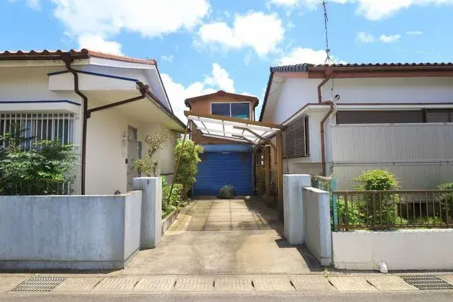 Slide 4