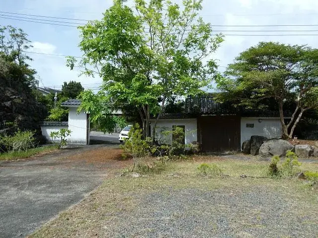 Slide 4