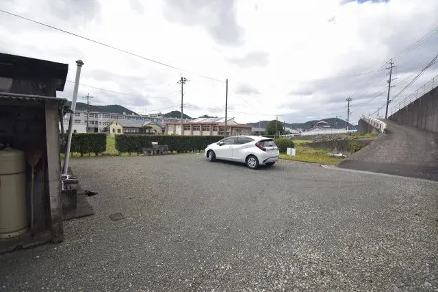 Slide 4