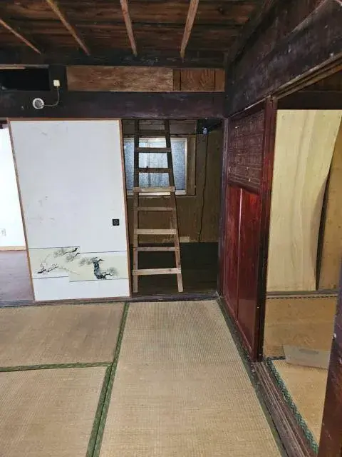 Slide 9