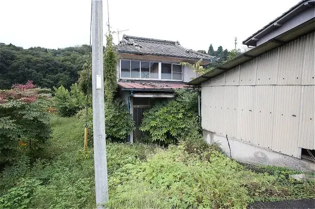 Slide 0