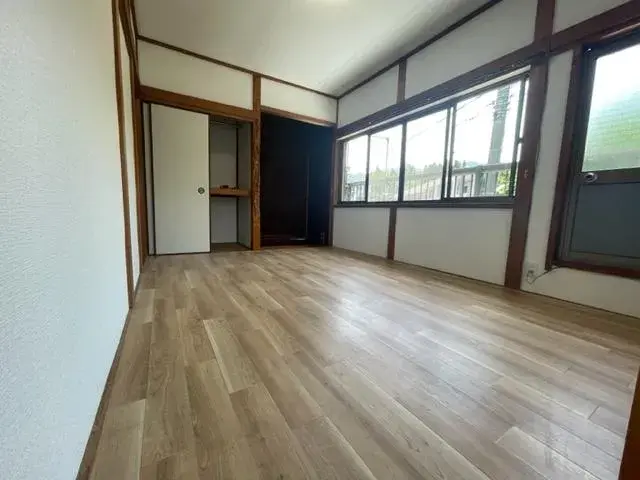 Slide 4